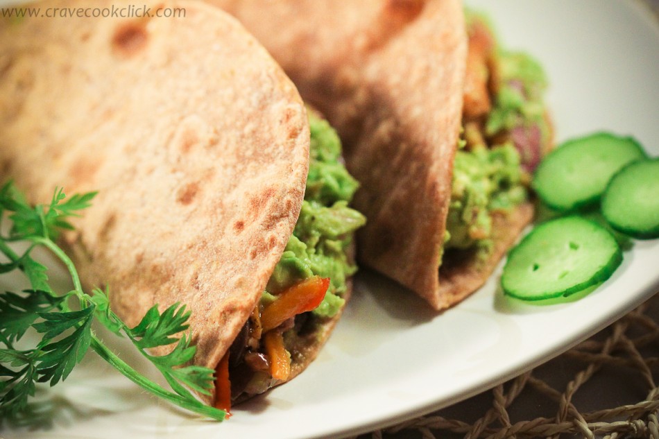 24 950x633 Whole Wheat Tortilla with Grilled chicken & Guacamole Recipe