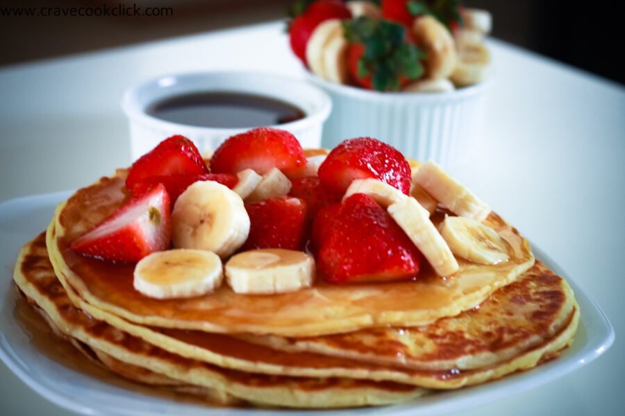 Pancakes with Strawberries & Bananas