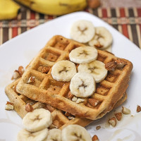 Whole Wheat Banana Almond Waffles Recipe