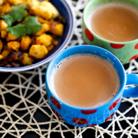 Adrak Elaichi Chai with Bread Upma Recipe