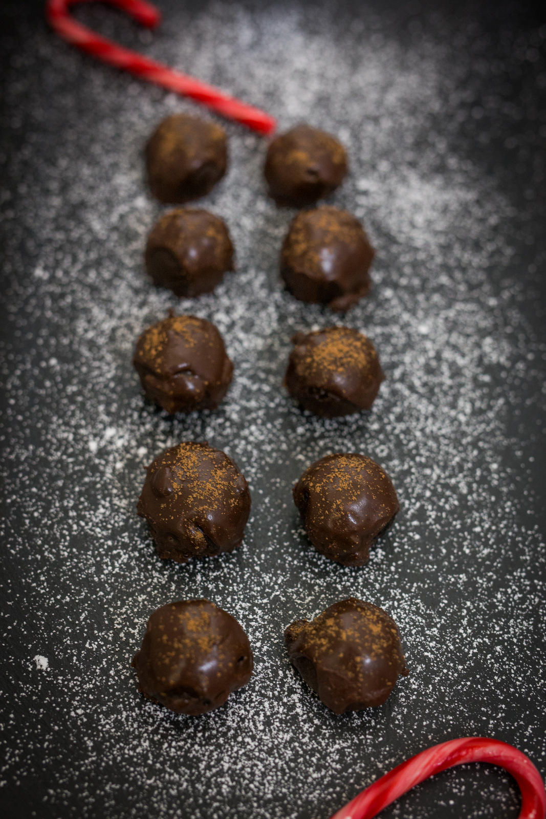 rum balls recipe, easy rum balls, food photography, christmas recipes, how to make rum balls, holiday recipes, food blog